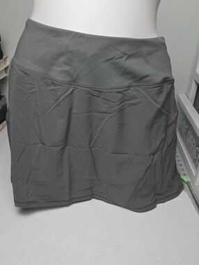 CRZ YOGA Olive Green Athletic Skirt Size 8/10 Medium Nwt